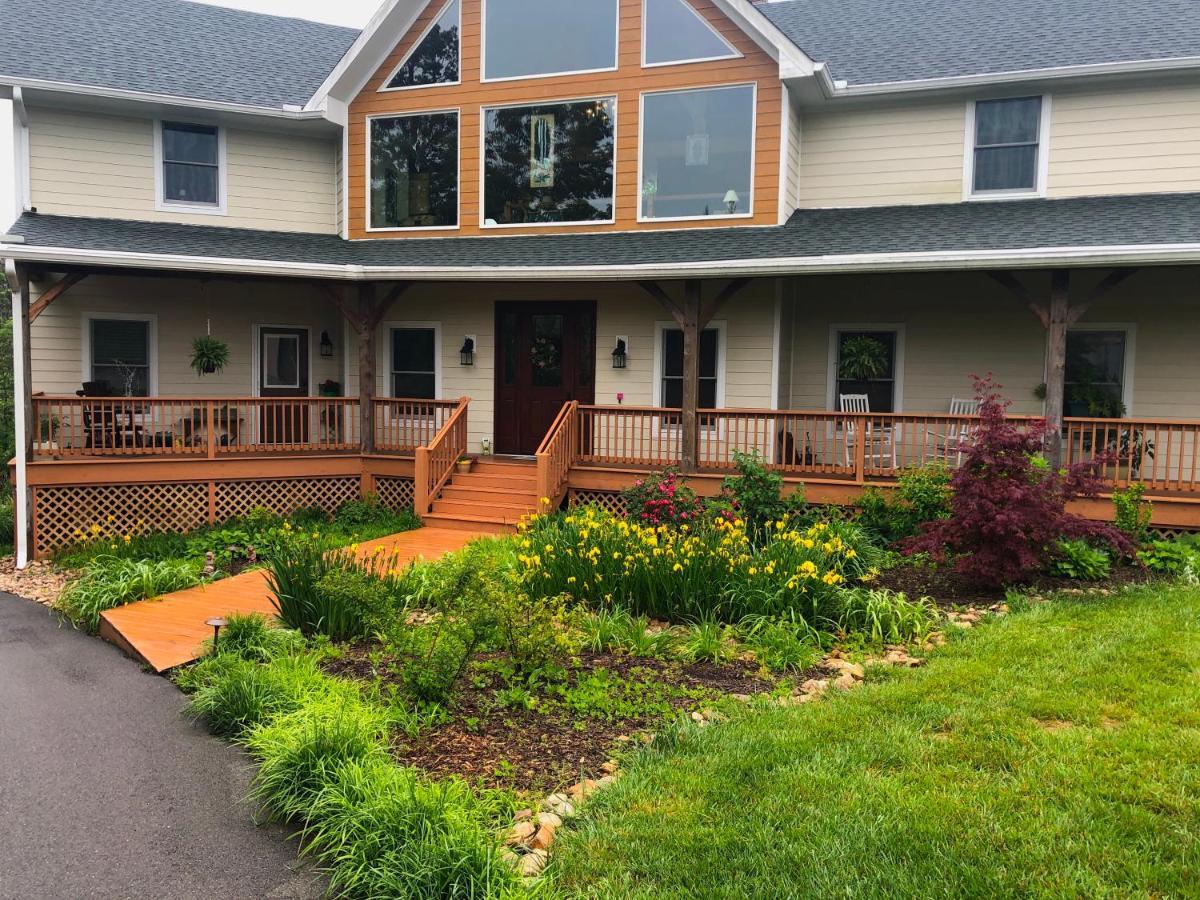 Bedford Landings Bed & Breakfast Moneta Exteriér fotografie